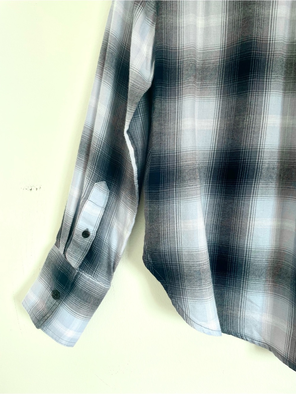 Madewell Easy Y-Neck Button-Up Shirt Size S EUC in Deep Indigo Flannel Comfy - Picture 14 of 15